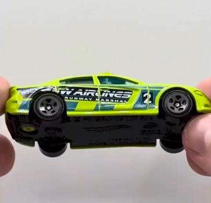 '15 Dodge Charger SRT | Hot Wheels First Response Series